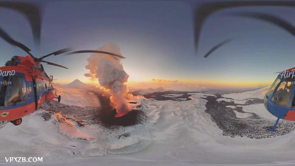 【360° VR】俄罗斯堪察加半岛的Plosky Tolbachik火山爆发，4K航拍视频